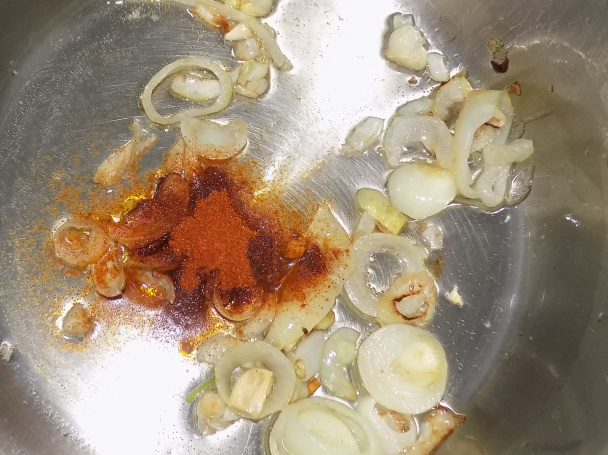 Zemiakový guláš so zeleninou (fotorecept) - obrázok 2