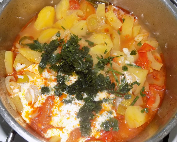 Zemiakový guláš so zeleninou (fotorecept) - obrázok 5