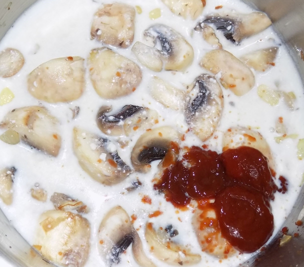 Špagety so šampiňónovou omáčkou (fotorecept) - obrázok 2