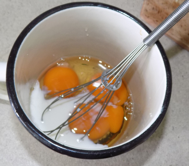 Pórová omeleta s pažítkou (fotorecept) - obrázok 1