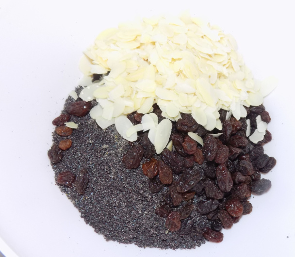 Nepečená maková žemľovka (fotorecept) - obrázok 2