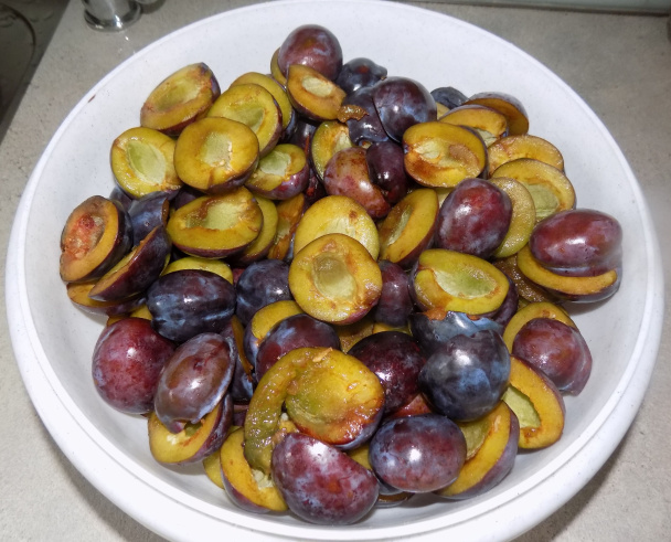 Nakladané slivky s kakaom (fotorecept) - obrázok 1