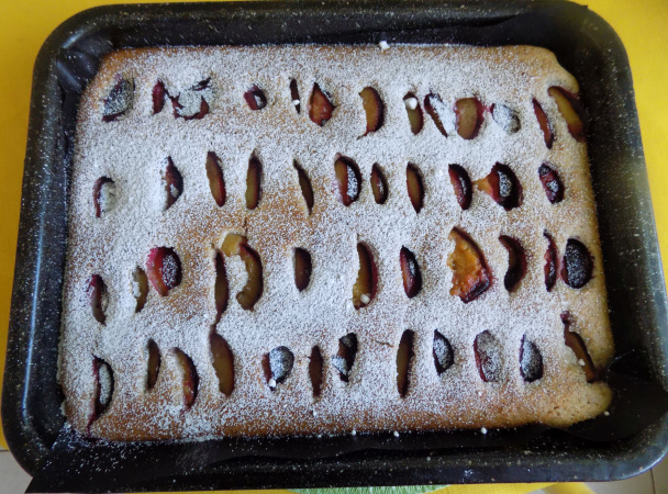 Orechovo-krupičkový koláč so slivkami (fotorecept) - obrázok 6