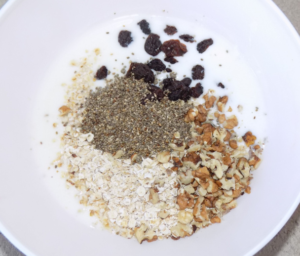 Raňajkové vločky s chia semienkami (fotorecept) - obrázok 2
