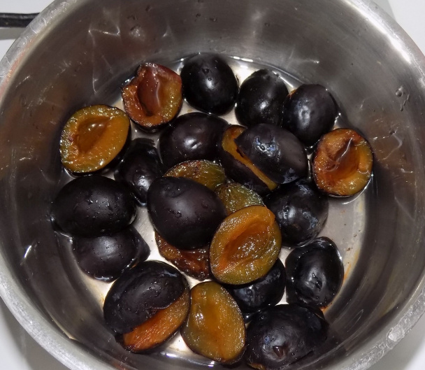 Palacinky so slivkovou náplňou (fotorecept) - obrázok 2