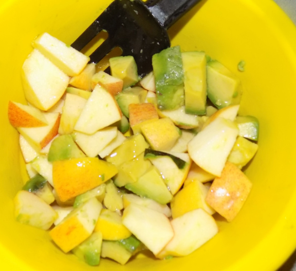 Avokádovo-jablkový šalát (fotorecept) - obrázok 2