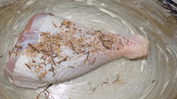 Pečené morčacie stehno s hubovou príchuťou (fotorecept) - obrázok 1