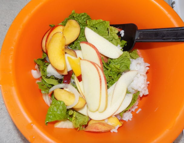 Mangoldovo-ryžový šalát s ovocím (fotorecept) - obrázok 2