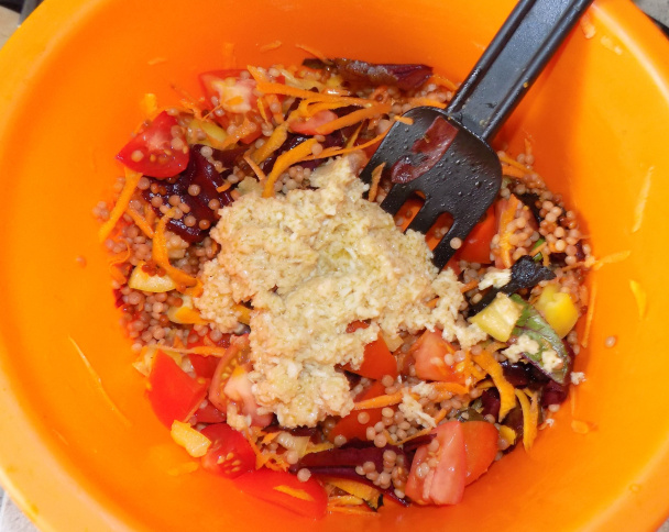 Šalát z tarhone s petržlenovou zálievkou (fotorecept) - obrázok 5