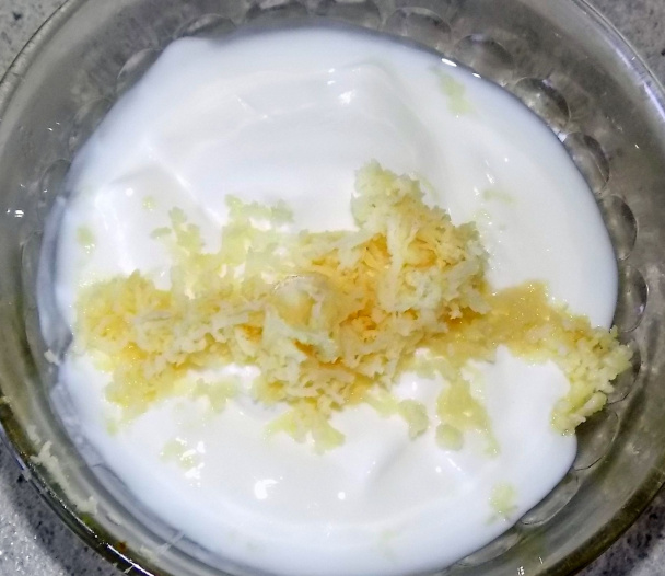 Ryba pečená s batatmi s chrenovým jogurtom (fotorecept) - obrázok 5