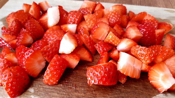 Bublanina s lesným ovocím (fotorecept) - obrázok 7