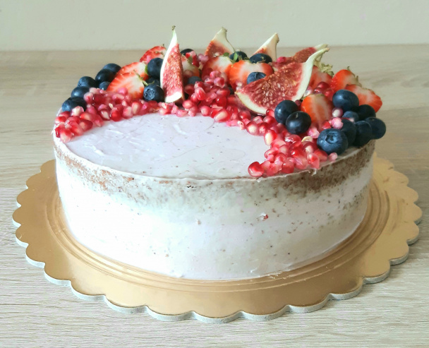 Polonahá čučoriedková torta so želé - obrázok 8