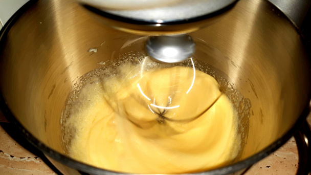 Šťavnatý jablkový koláč (fotorecept) - obrázok 2