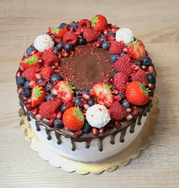 Elegantná ovocná torta - obrázok 6