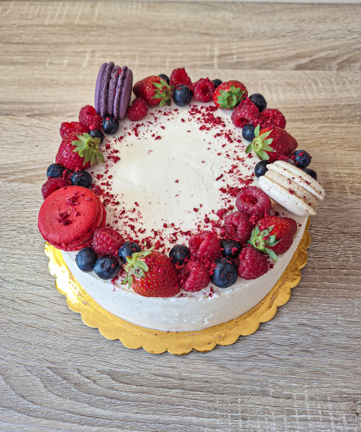 Torta s lesným ovocím a lemon curd - obrázok 11