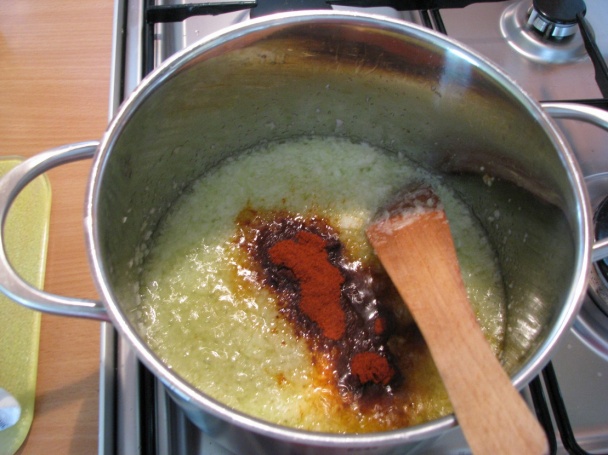 Hovädzí guláš s hubami (fotorecept) - obrázok 2