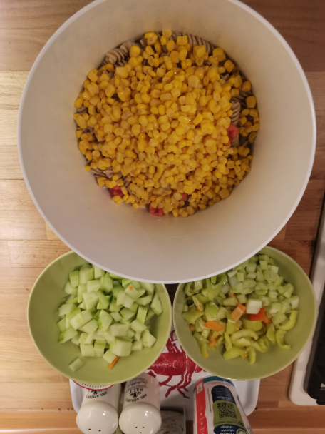 Cestovinový šalát s údeným tofu (fotorecept) - obrázok 4