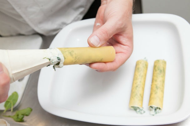 Zapekané cannelloni so špenátom (fotorecept) - obrázok 4