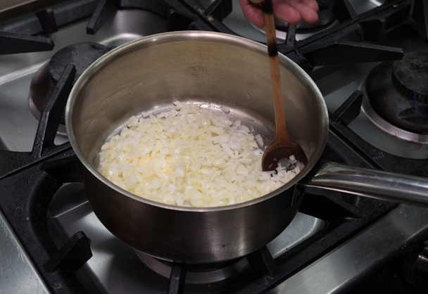 Karfiolový krém s pekanovým pečivom (fotorecept) - obrázok 1