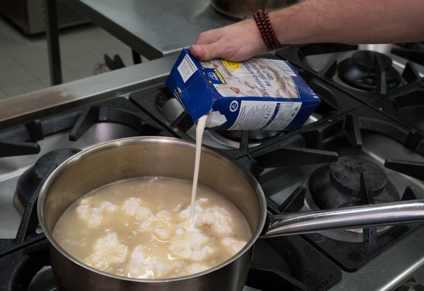 Karfiolový krém s pekanovým pečivom (fotorecept) - obrázok 2