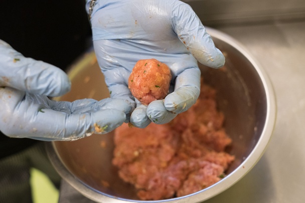 Utopenci z mletého mäsa (fotorecept) - obrázok 2