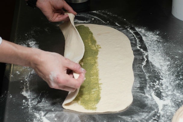 Štangle s orechovo-cesnakovou plnkou (fotorecept) - obrázok 3