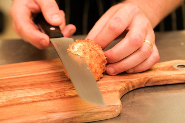 Špargľa v slaninke a toaste s chrumkavým vajíčkom (fotorecept) - obrázok 3