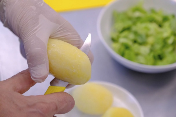 Studená šalátová polievka (fotorecept) - obrázok 1