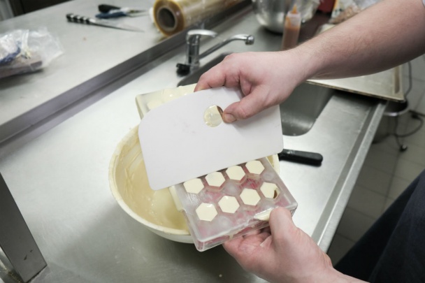 Pralinky s plnkou zo slaného karamelu (fotorecept) - obrázok 4