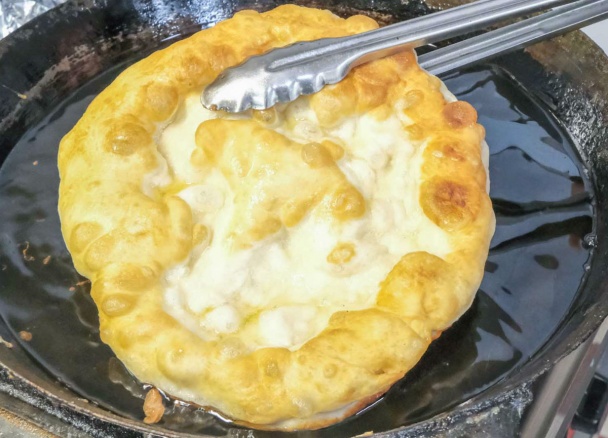 Langoše s bylinkovým dresingom (fotorecept) - obrázok 2