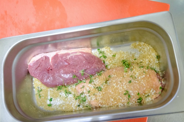 Kačacia bresaola na mangovom čatní (fotorecept) - obrázok 2