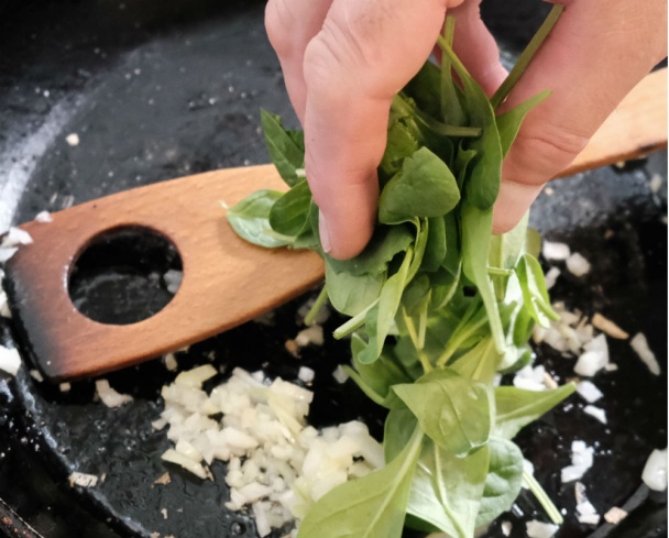 Smotanové huby so špenátovými knedličkami (fotorecept) - obrázok 1