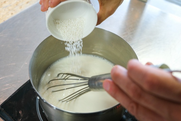 Dezert z tapioky, bielej čokolády a kešu orieškov (fotorecept) - obrázok 1
