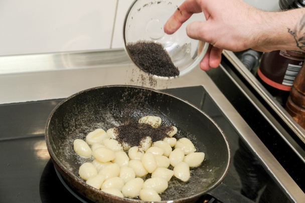 Makové gnocchi s lososom (fotorecept) - obrázok 3