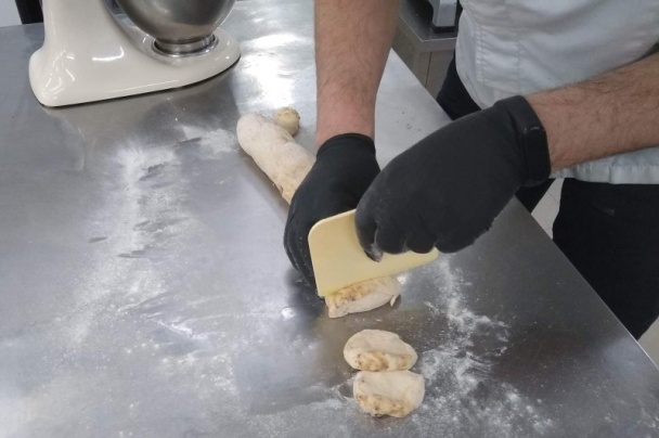 Oškvarkové kolieska (fotorecept) - obrázok 3