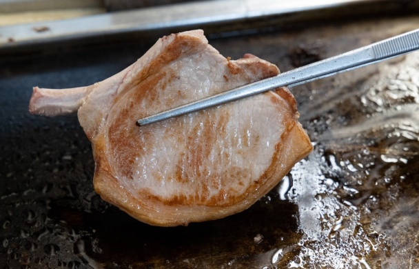 Bravčové kotlety s jablkovým pyré (fotorecept) - obrázok 1