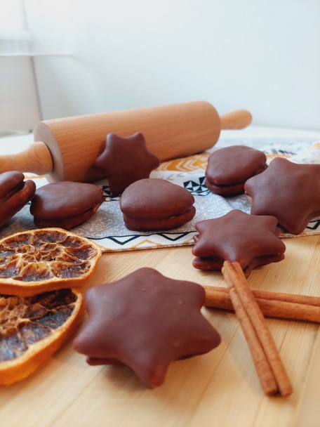 Perníky plnené džemom - obrázok 2