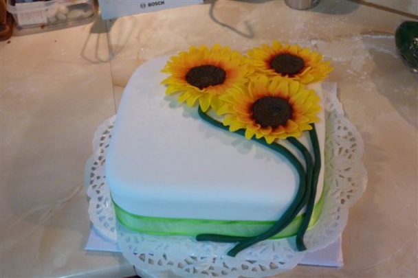 Slnečnicová torta - obrázok 9