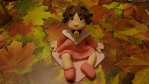 Postup na bábiku na tortu pre malé oslávenkyne (fotorecept) - obrázok 23