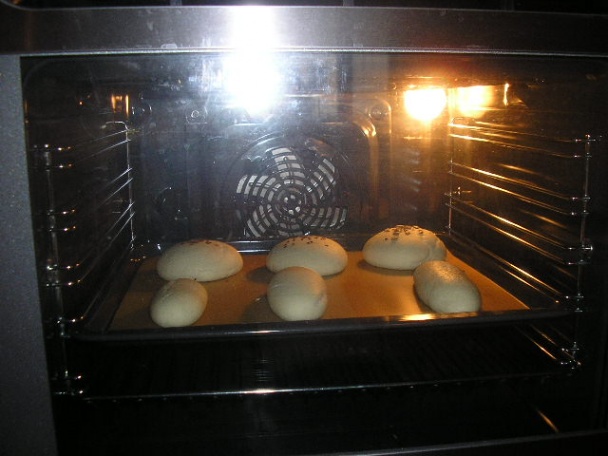 Bezlepkové žemle a rožky (fotorecept) - obrázok 5