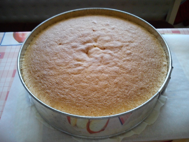 Torta s ovocím a trubičkami (fotorecept) - obrázok 1