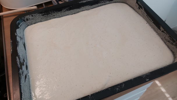 Hrnčekový jogurtový koláč (fotorecept) - obrázok 4