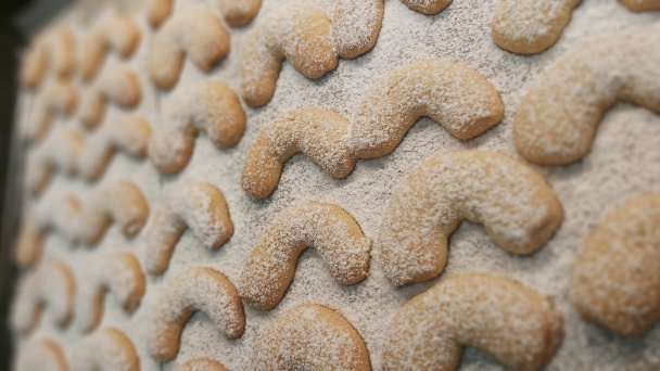 Parádne vanilkové rožky - obrázok 4