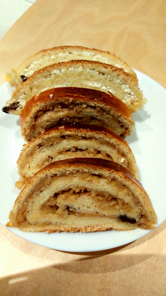 Jablkový a tvarohový kysnutý závin (fotorecept) - obrázok 7