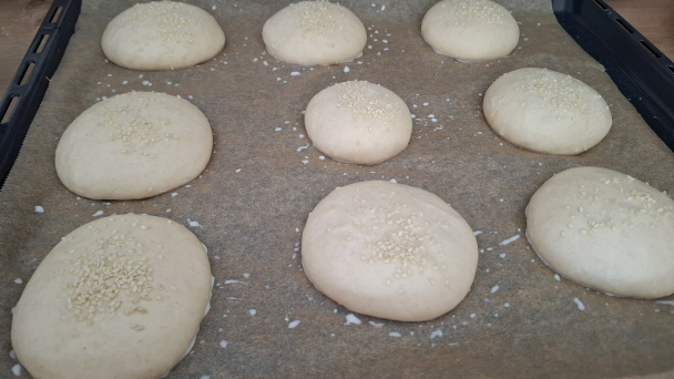 Domáce kváskové žemle (fotorecept) - obrázok 5