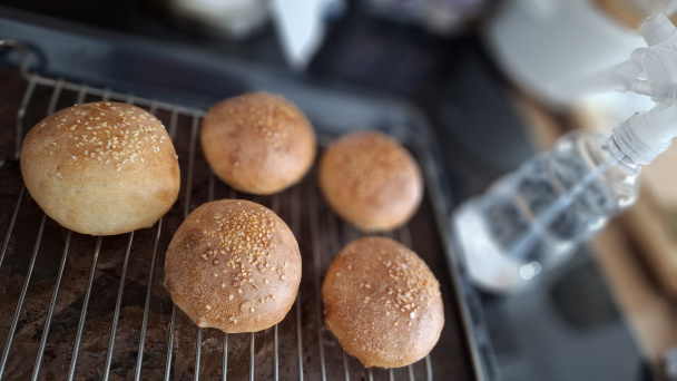 Domáce kváskové žemle (fotorecept) - obrázok 7