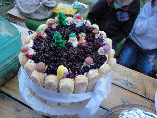 Gaštanovo-smotanová torta - obrázok 3