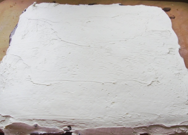 Pudingovo-šľahačkový rez - obrázok 5