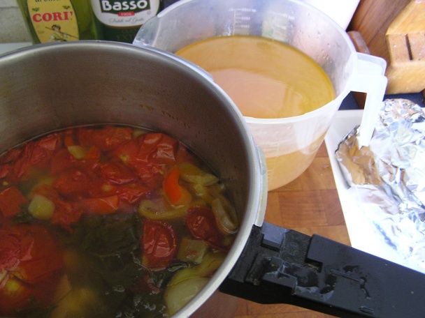 Hovädzie mäso s rajčinovou omáčkou a knedľou (fotorecept) - obrázok 7