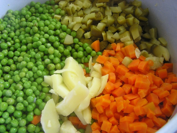 Rezne so zemiakovým šalátom (fotorecept) - obrázok 1